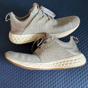 New balance women’s tennis shoes